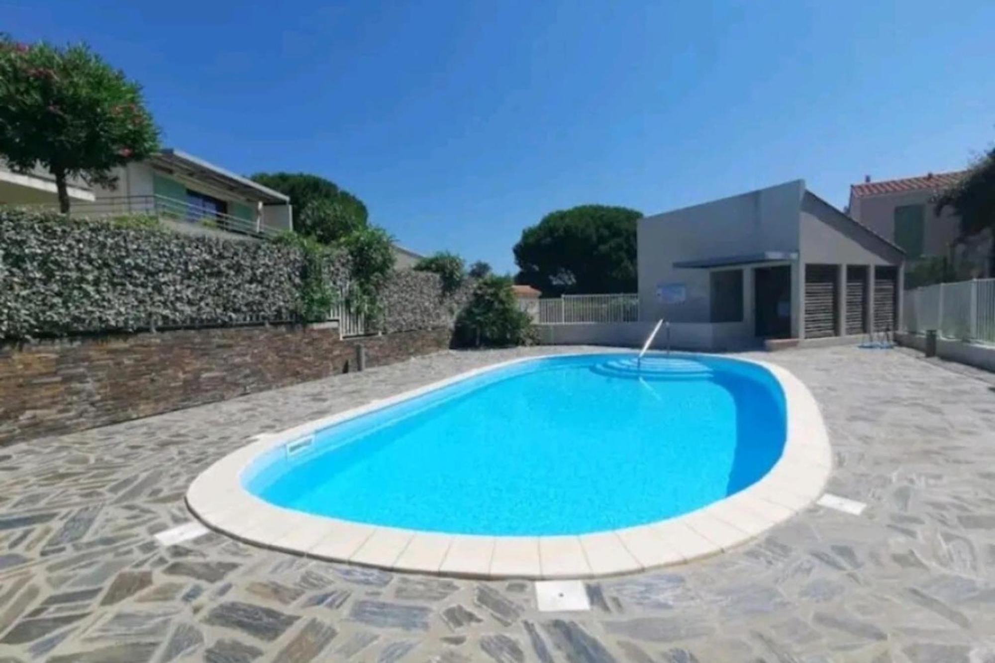Apartment With Pool Air Conditioning Wifi And Garage Collioure Eksteriør billede