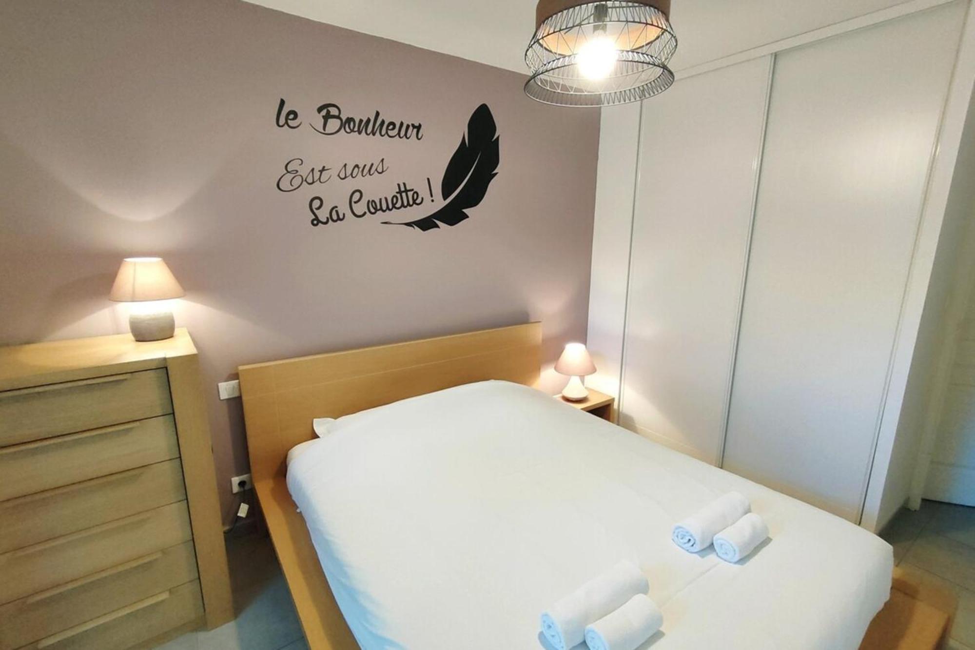 Apartment With Pool Air Conditioning Wifi And Garage Collioure Eksteriør billede